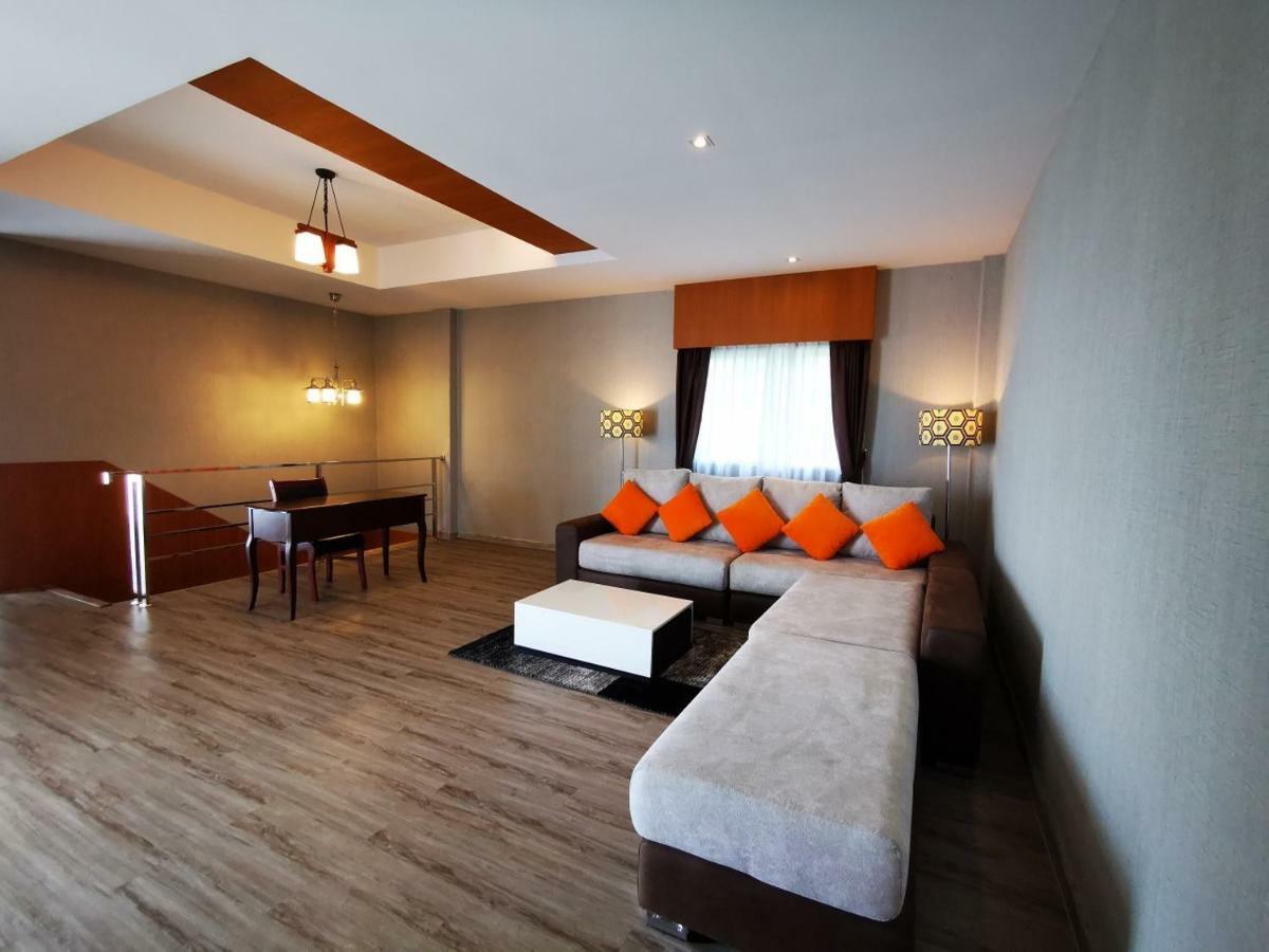 Kanita Pool Villa Karon 외부 사진